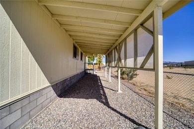 5419 E Coconino Dr, Topock, AZ 86436 - photo 3