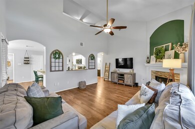 32427 Hunter Park, Conroe, TX 77385 - photo 6