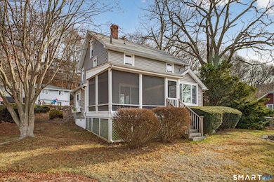 68 Flanders Rd, Niantic, CT 06357 - photo 4