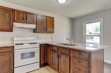 2117 N Crockett St unit A, Sherman, TX 75092 - photo 5