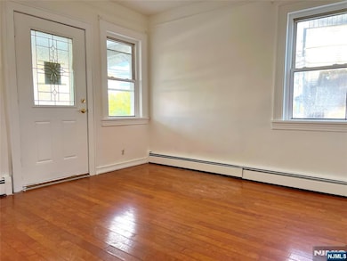 201 Lodi St, Hackensack, NJ 07601 - photo 2