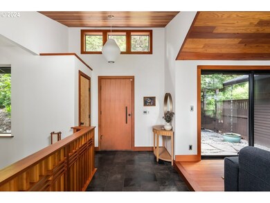 Entrance/Foyer