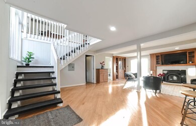 23520 Kingston Creek Rd, California, MD 20619 - photo 2