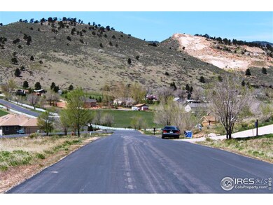 Paved roads thorughout the neighborhood
