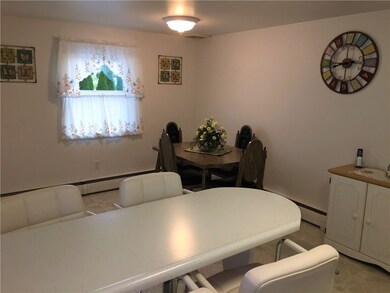 5 Ruth St, Middletown, RI 02842 - photo 7