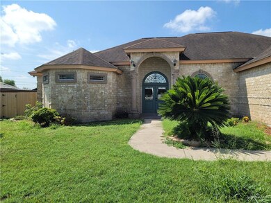 405 W Eller Ave, Pharr, TX 78577 - photo 2