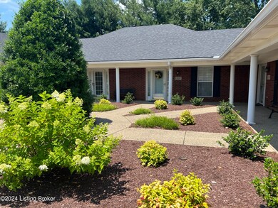 8511 Aspen Glen Way unit 8511, Louisville, KY 40228 - photo 4