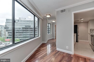 3 Washington Cir NW unit 701, Washington, DC 20037 - photo 2