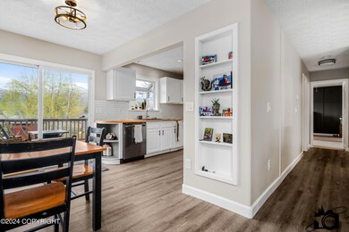 8460 E 20th Ave, Anchorage, AK 99504 - photo 4