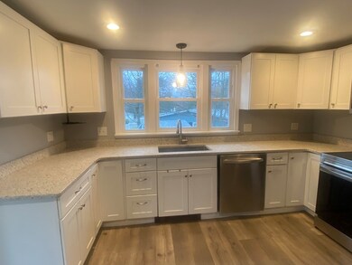 7 Cedar Ln, Rockland, MA 02370 - photo 4