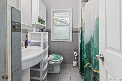 20235 Ferguson St, Detroit, MI 48235 - photo 4