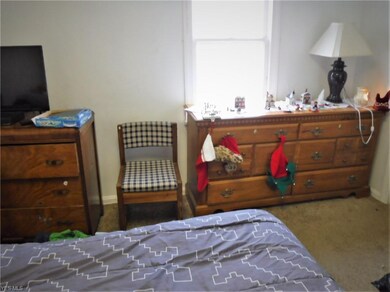 15915 Grove St, Middlefield, OH 44062 - photo 4