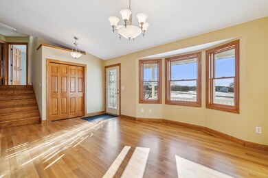 963 Sadies Ln, Hudson, WI 54016 - photo 2