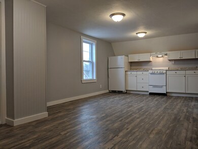 6 High St unit 5, Pepperell, MA 01463 - photo 2