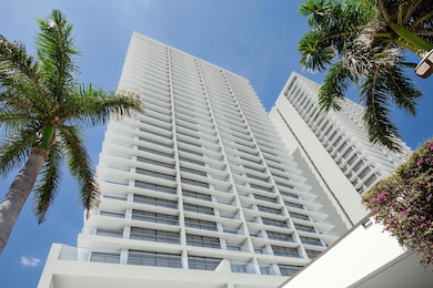 The Plaza of the Palm Beaches unit 56, West Palm Beach, FL 33401 - photo 2