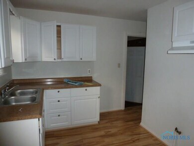 1732 Talbot St, Toledo, OH 43613 - photo 5
