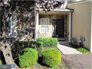 69 Arbor Cir, Colmar, PA 18915 - photo 2