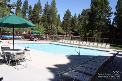 57319 Beaver Dr unit 2 C1, Sunriver, OR 97707 - photo 2