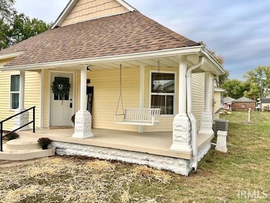 945 Morey St, Clinton, IN 47842 - photo 4