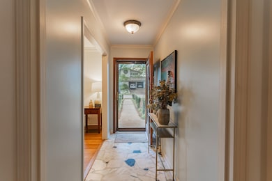 Entryway featuring light hardwood / wood-style flo