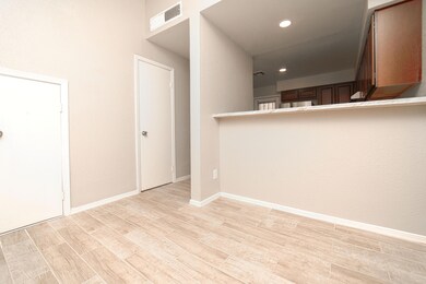 10715 Forest Ridge Ln, El Paso, TX 79935 - photo 6