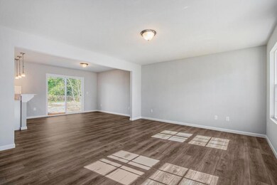 WCM014-i1810-Great Room2