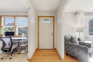 20 Connolly St, Indian Orchard, MA 01151 - photo 6