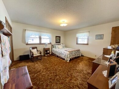 712 N 8th St, Wakeeney, KS 67672 - photo 7