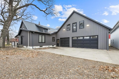 656 Highway T14, Pella, IA 50219 - photo 3