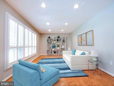 6905 Smyth St, Springfield, VA 22152 - photo 2