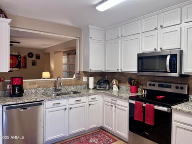 Open Kitchen