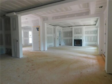 crowned molding with recessed ligting