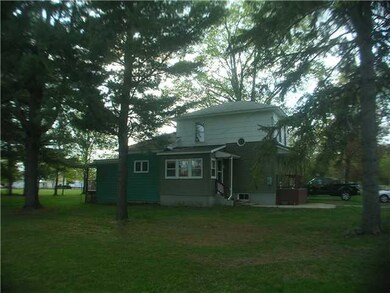 Other Side View w/yard