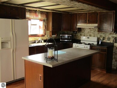 1586 N Ogemaw Trail, West Branch, MI 48661 - photo 6