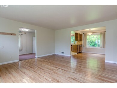 Living Room/Dining Room