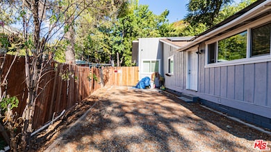 528 Stream Ln, Lytle Creek, CA 92358 - photo 3