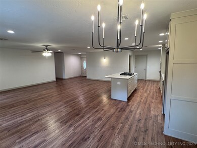 2710 E Louisville St, Broken Arrow, OK 74014 - photo 5