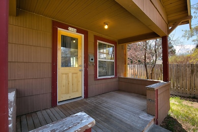 1106 NW Columbia St._004
