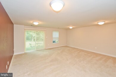 7216 Dorchester Woods Ln, Hanover, MD 21076 - photo 5