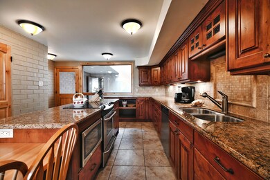 1672 Captain Molly Dr 330 Park-print-007