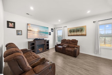 8 Wiltshire Cir, Easley, SC 29642 - photo 3