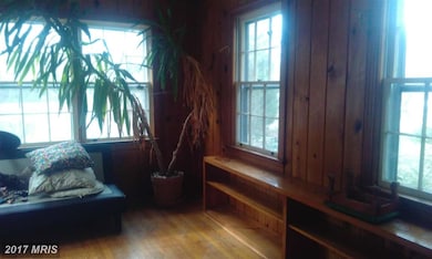 750 Popes Creek Rd, Colonial Beach, VA 22443 - photo 5