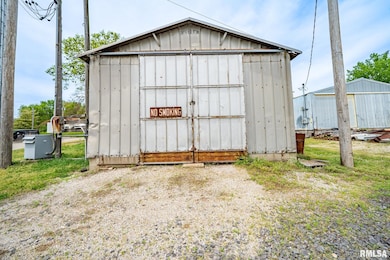 100 S Main St, Forest City, IL 61532 - photo 4