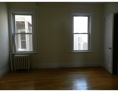 46 Cedar St, Cambridge, MA 02140 - photo 4