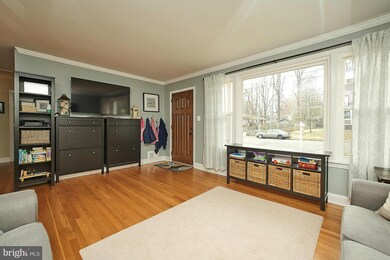 1008 Frederick St SW, Vienna, VA 22180 - photo 3