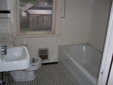Full Bath.