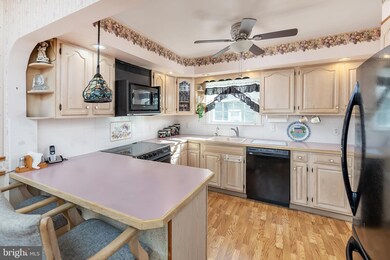 12 Pinewood Ave, Penns Grove, NJ 08069 - photo 7