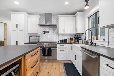 70 Cherokee Bend, Charlestown, RI 02813 - photo 6