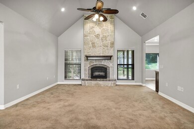 115 Hedges Cir, Weatherford, TX 76085 - photo 5