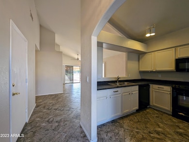 1902 N Barkley unit 14, Mesa, AZ 85203 - photo 7